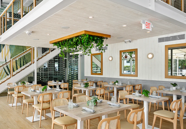 Selecting Hotel Restaurant Chairs: Comfort Meets Aesthetics