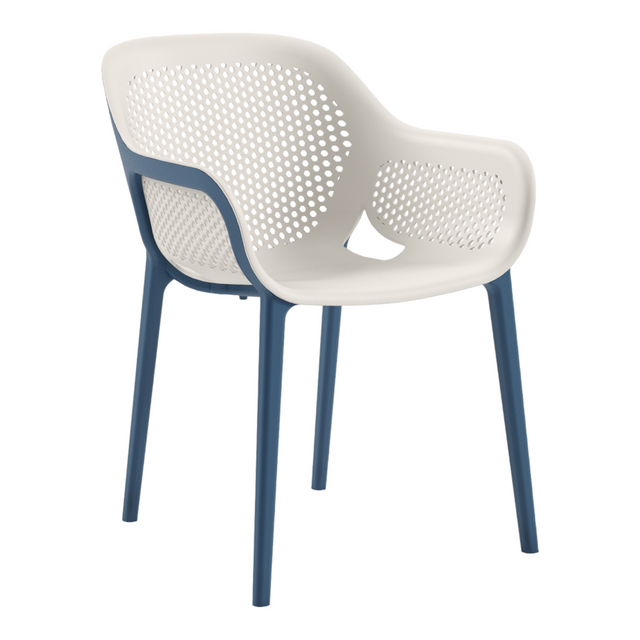 Atra Outdoor Arm Chair