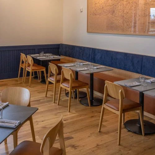 Oakview Public House
