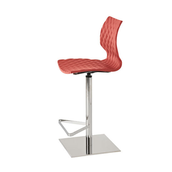 Quilted Bar Stool With Foootrest