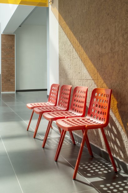 Koi-Booki Modern Stack Chair