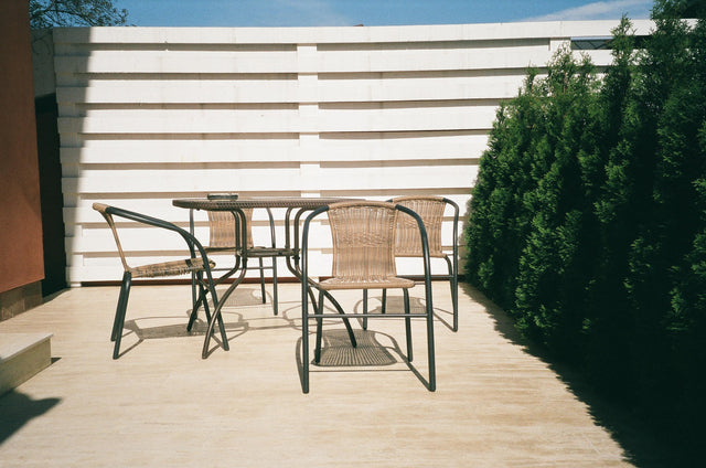 The Role of Commercial Patio Chairs in Improving Customer Experience